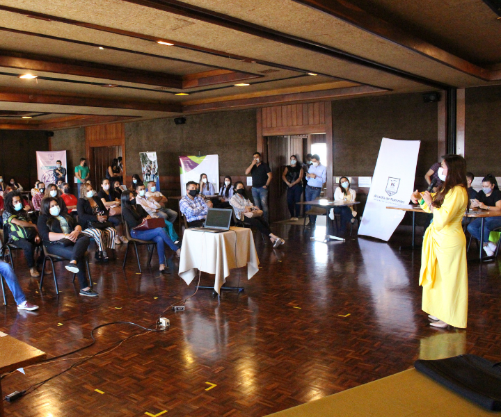 Unidos por la reactivación económica en Manizales Auditorio escuchando la presentación de la subdirectora general de Centros progresa