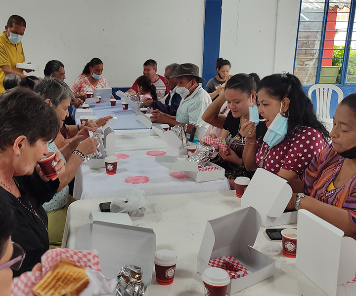 La Institución vivió la Jornada mundial de los pobres 2021 en Pereira La Institución vivió la Jornada mundial de los pobres 2021 en Pereira