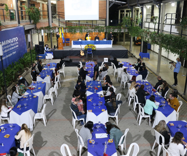 Con muestras de solidaridad, así se vivió el Banquete del Millón “Colombia Lluvia de Amor” Con muestras de solidaridad, así se vivió el Banquete del Millón “Colombia Lluvia de Amor”