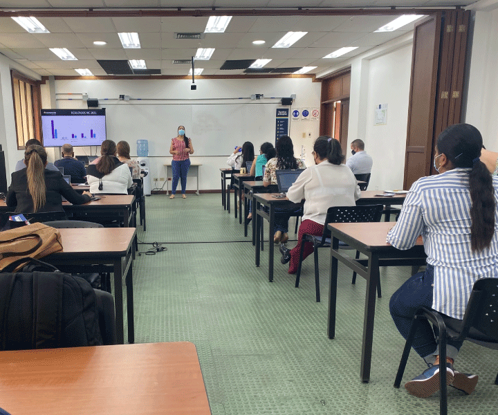 Jornadas de Calidad de Planeación de UNIMINUTO Suroccidente Grupos de personas reunidas en la Jornada de Calidad de Planeación de UIMINUTO Soroccdente
