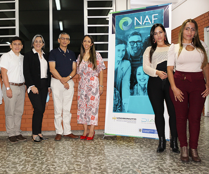 Espacios de aprendizaje entre la DIAN y estudiantes de Contaduría Pública en Pereira Espacios de aprendizaje entre la DIAN y estudiantes de Contaduría Pública en Pereira