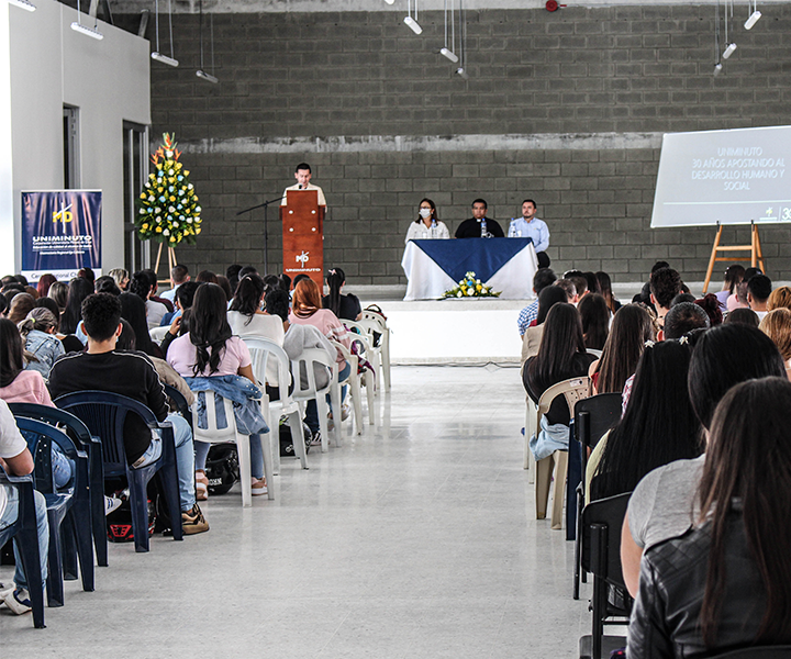 Lección Inaugural del Eje Cafetero 30 años Sirviendo al hombre y transformando la sociedad Lección Inaugural del Eje Cafetero 30 años Sirviendo al hombre y transformando la sociedad