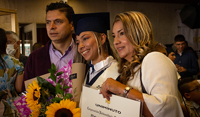 Grados UNIMINUTO Chinchiná 2022-1