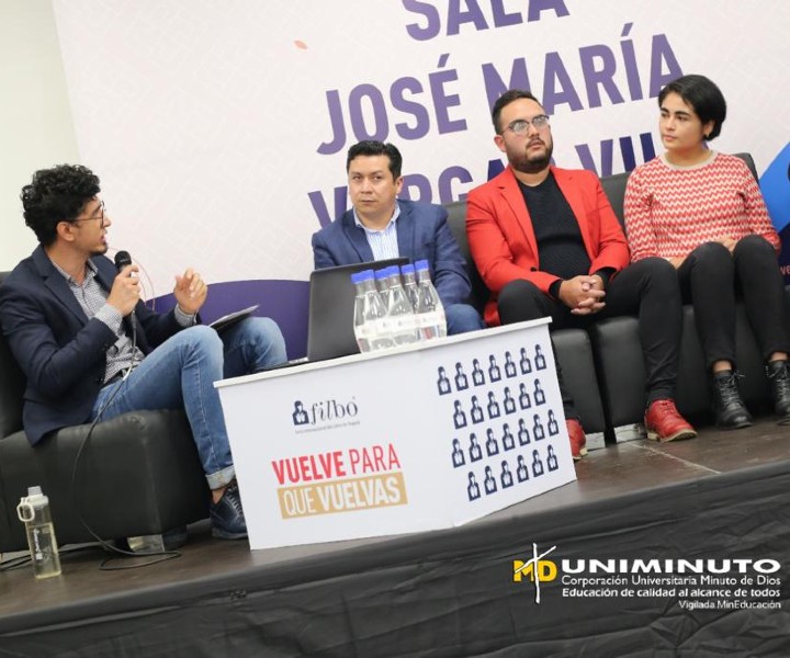 UNIMINUTO Cundinamarca presente en la FILBO Panel de autores en la FILBO.