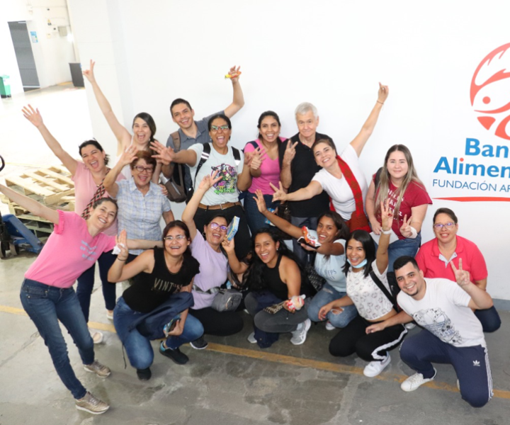 Colaboradores-familiares-estudiantes-de-UNIMINUTO-CALI-hicieron-parte-del-voluntariado. Colaboradores, familiares y estudiantes de UNIMINUTO CALI hicieron parte del voluntariado.