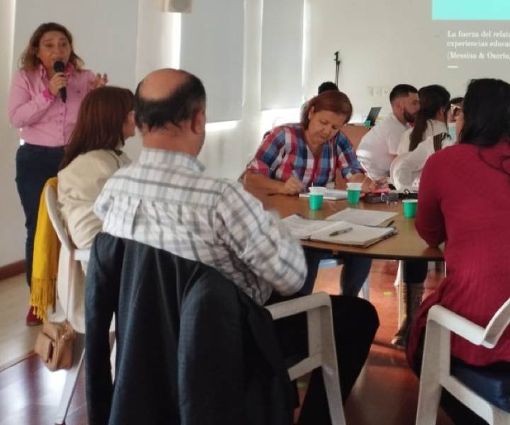 Aula Móvil recibe capacitación en sistematización de experiencias por parte de la VGA La coordinación del programa de licenciatura en educación infantil participa del diplomado para la sistematización de experiencias de proyección social.