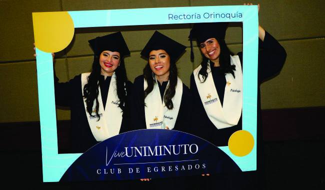 Egresados UNIMINUTO
