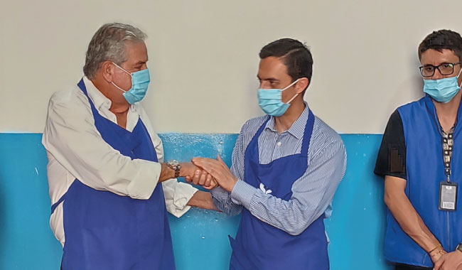 Rector de la Sede Santanderes Jorge Darío Higuera y el director de la Fundación Jorge Eliecer Azuero Diaz.