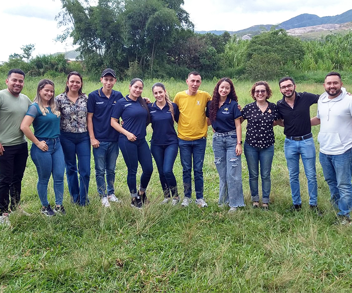 Estudiantes-del-semillero-IMPACTUS-NOVUS-realizan-salida-de-campo-para-la-realización-de-la-investigación-Sistemas-administrativos-y-toma-de-de.png Estudiantes-del-semillero-IMPACTUS-NOVUS-realizan-salida-de-campo-para-la-realización-de-la-investigación-Sistemas-administrativos-y-toma-de-de.png