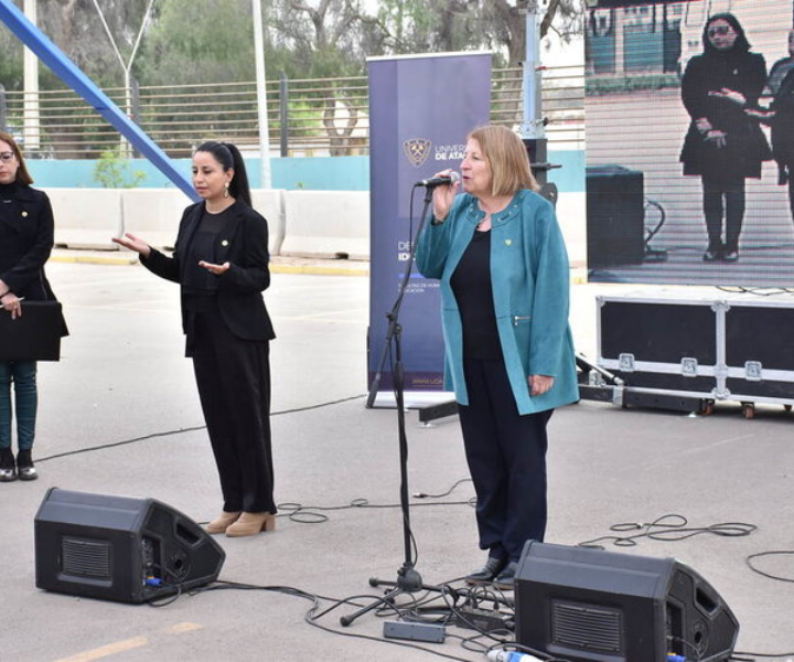 Participación activa de la comunidad UNIMINUTO en congresos internacionales de investigación Apertura cuarto encuentro de semilleros de investigación de estudiantes de pregrado realizado por la universidad de Atacama de Chile