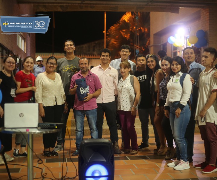 UNIMINUTO Girardot celebró la Semana Académica con masiva participación de estudiantes Premiación a los ganadores de la Feria de Investigación Formativa
