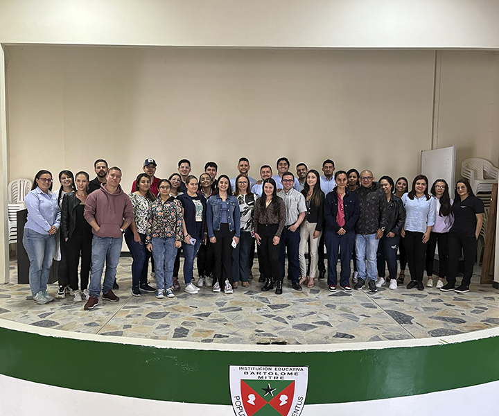 Construyendo conjuntamente con lideres estudiantiles en el Eje Cafetero entremés-chinchiná2022-2.jpg