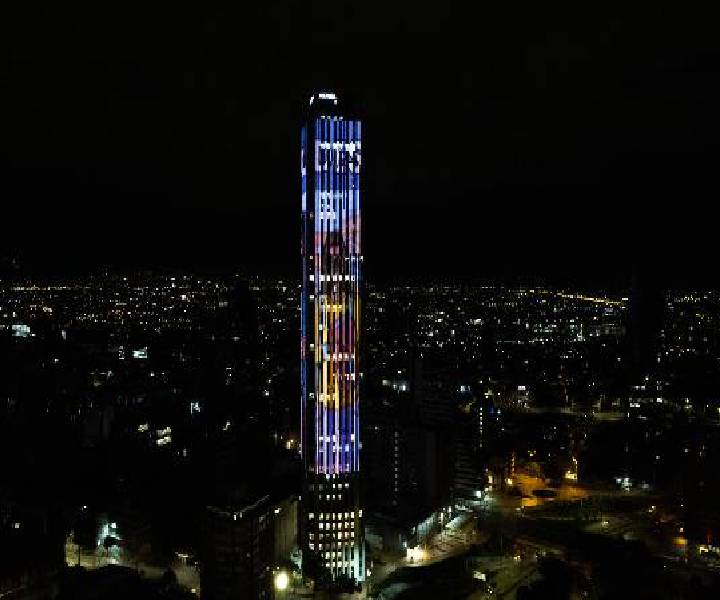 La Torre Colpatria rindió homenaje a UNIMINUTO en sus 30 años La Torre Colpatria rindió homenaje a UNIMINUTO en sus 30 años