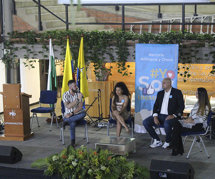 “Egresados transformando el territorio” fueron reconocidos en los 20 años de excelencia Egresados UNIMINUTO en conferencia