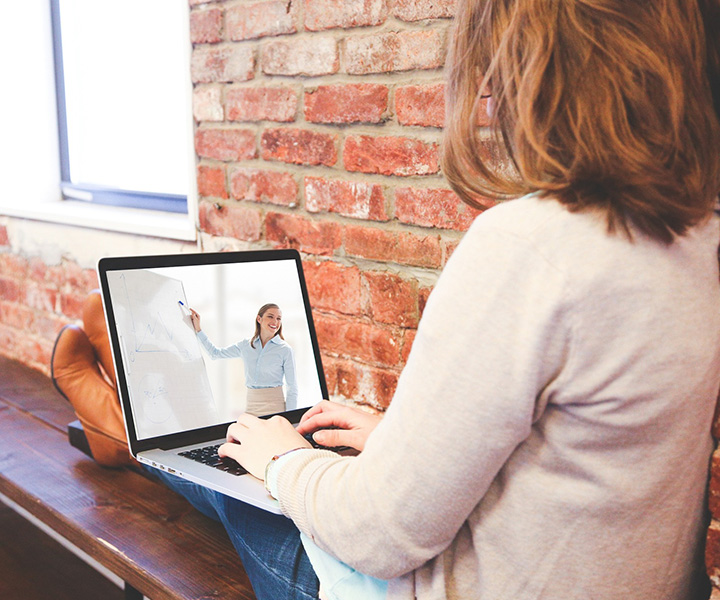 COURSERA, una alianza para transformar el aprendizaje con innovación desde una visión internacional Cursos virtuales nacionales UNIMINUTO COURSERA