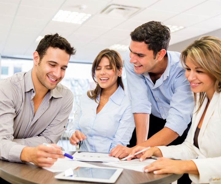 empleados felices UNIMINUTO empleados felices UNIMINUTO