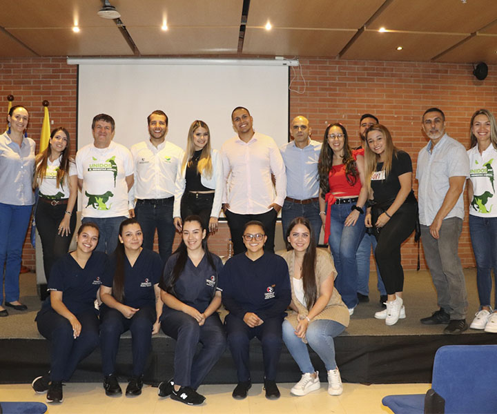 Ley 1774, un espacio para la prevención del maltrato animal en Colombia charla sobre ley de protección ambiental