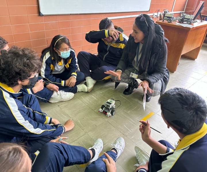 Con UNIMINUTO, 'La Universidad en tu colegio' Con UNIMINUTO, 'La Universidad en tu colegio'