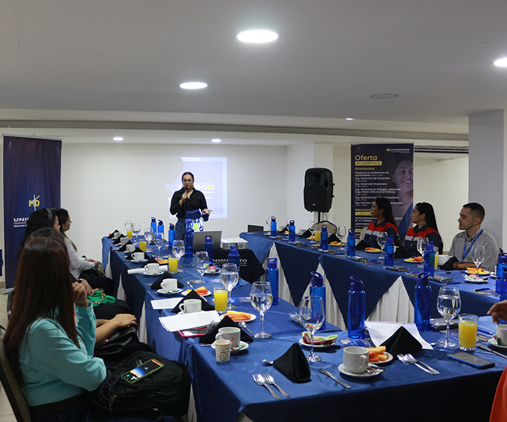 Desayuno empresarial Desayuno empresarial