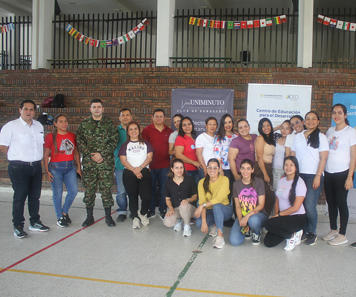 Egresados Voluntarios Egresados Voluntarios