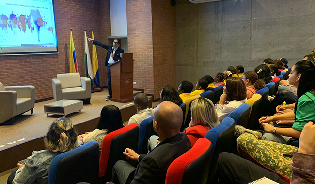 Ponencia de policromías de Paz