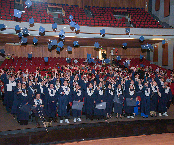 Celebración por la graduación de nuevos profesionales de Chinchiná Emotividad por graduación de nuevos profesionales