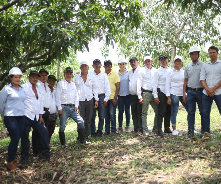 Reunión con fruticultores.  