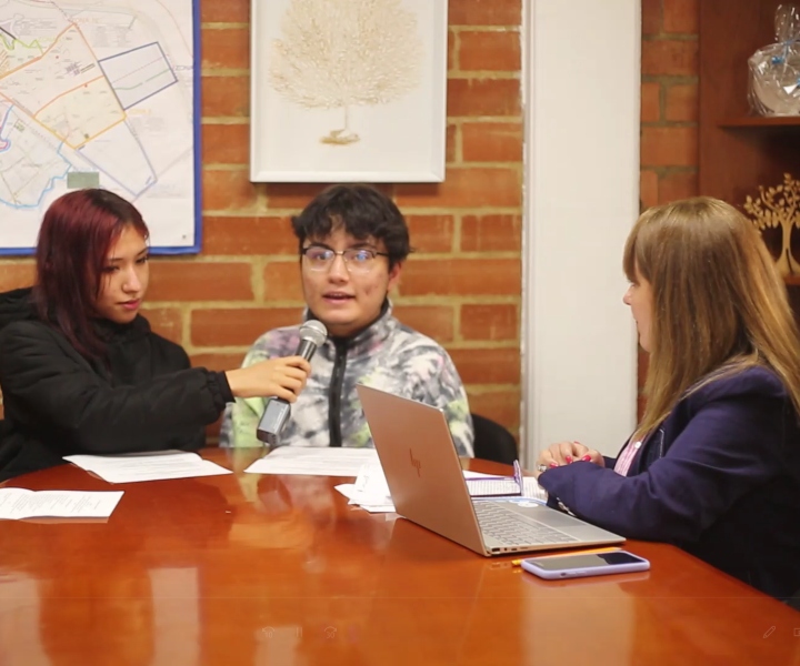 Entrevista con la secretaria de educación del municipio de Madrid