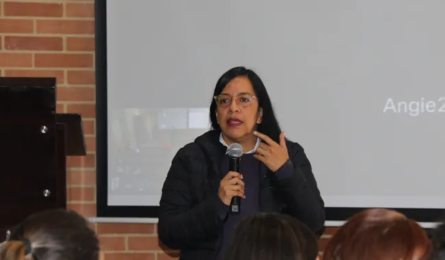 Directora Administrativa y Financiera de UNIMINUTO Bogotá en rendición de cuentas 2023