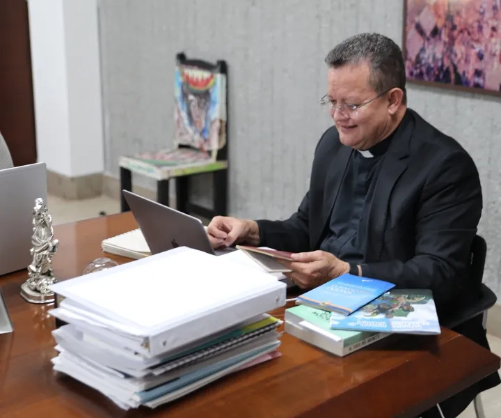 rector de UNIMINUTO