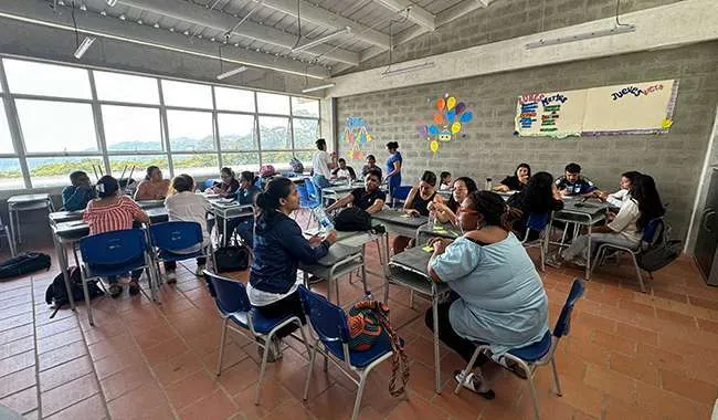 Estos proyectos buscan promover un aprendizaje activo y colaborativo, aprovechando al máximo las posibilidades que ofrecen las tecnologías digítales