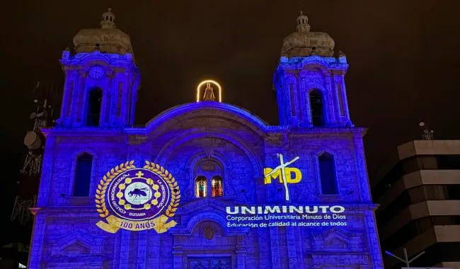 Catedral San Lorenzo con proyección de UNIMINUTO y CONALPRE