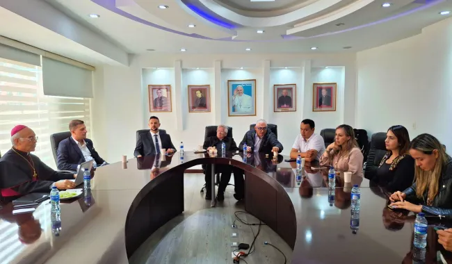 Directivos UNIMINUTO y de la Diócesis de Chiquinquirá en reunión