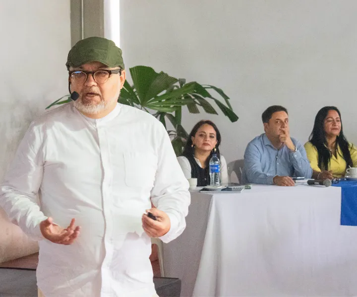 Gerardo Dueñas, "el Posibilista", fue uno de los mexicanos ponentes del Congreso Visión sin Fronteras.4