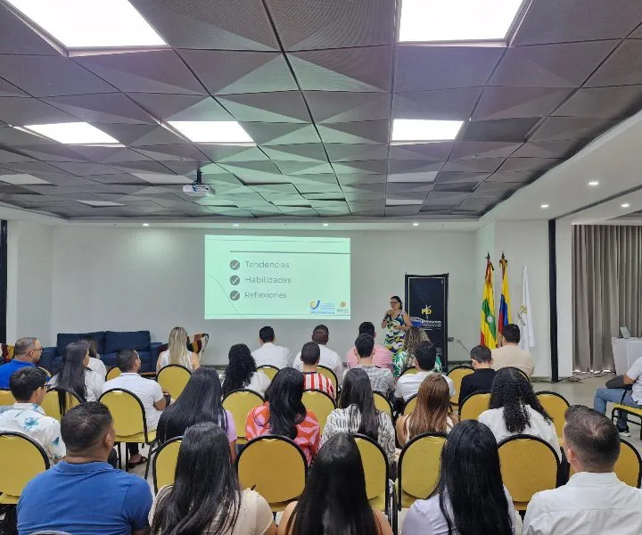 A la pasada pasantía en Rectoría Caribe, asistió la estudiante Brigitte Faisury Macías, estudiante de Administración Financiera.3