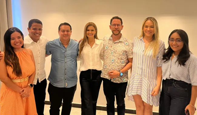 Personas posando