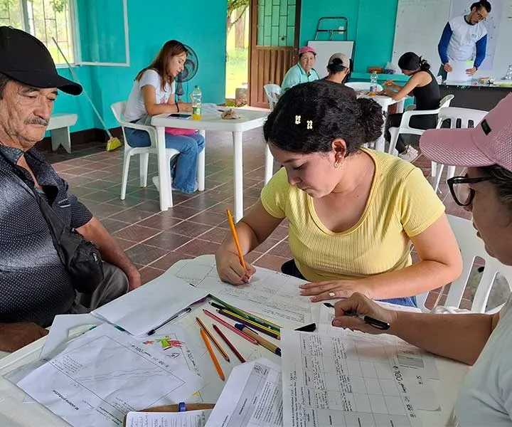 Taller de formación Emprende+