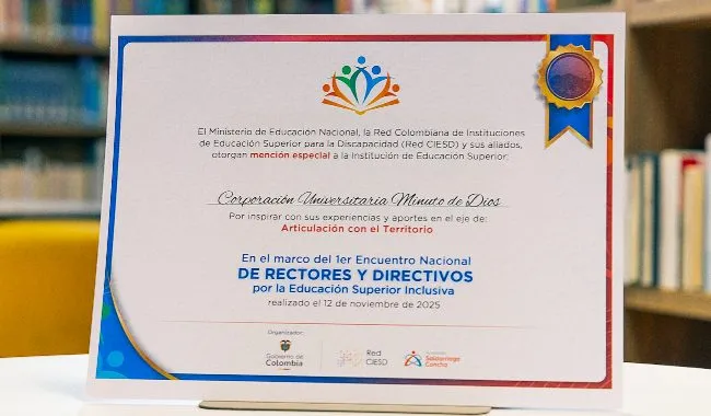 Mención especial por inspirar con sus experiencias y aportes en el eje de Articulación con el Territorio