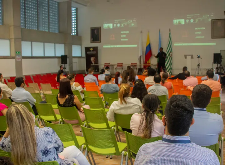 Colaboradores en evento