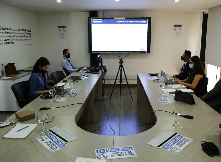 Visita de Pares evalúa nueva Licenciatura en Educación Física, Recreación y Deportes