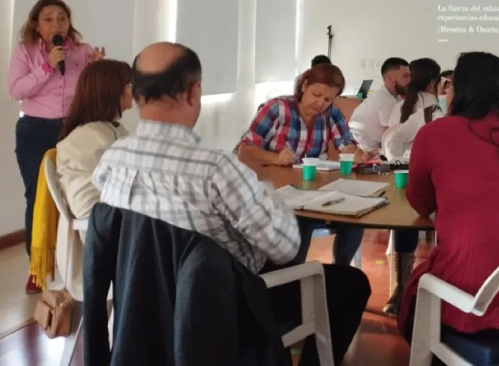 La coordinación del programa de licenciatura en educación infantil participa del diplomado para la sistematización de experiencias de proyección social.