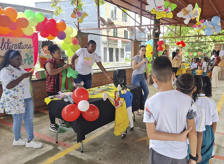 Infantes de Apartadó aprendieron jugando en la feria Lúdico – Pedagógica