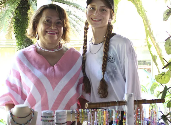 Emprendedoras en feria UNIMINUTO