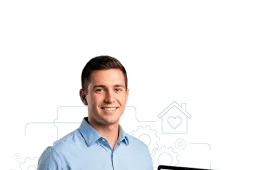 Hombre profesional mostrando plataforma digital con información social y geográfica en contexto de trabajo social y gestión comunitaria